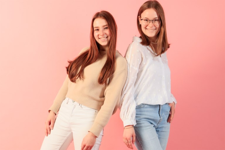 Deze tweelingzusjes kregen een make-over: “Zien we er niet schattig uit?”