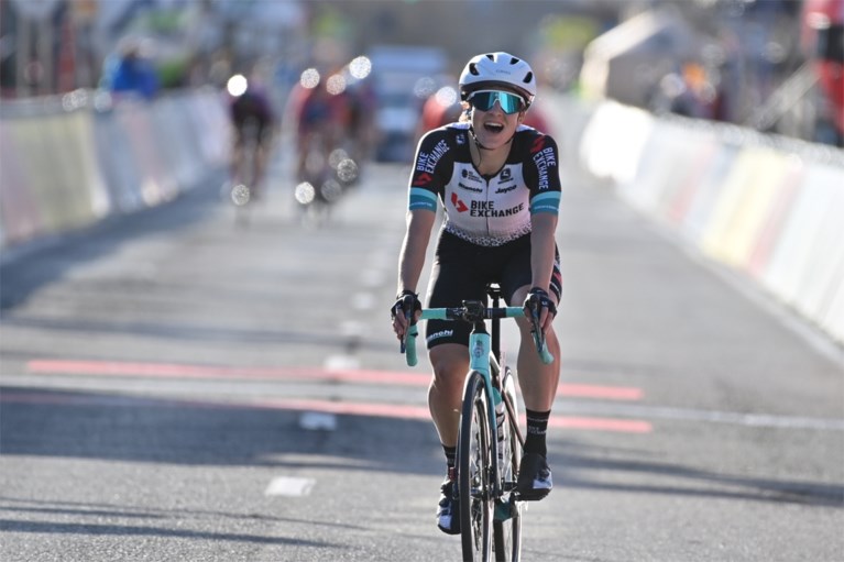 Kopecky en D’hoore laten zich verrassen in Oxyclean Classic Brugge-De Panne door Grace Brown: “Dacht dat ik het niet zou halen”