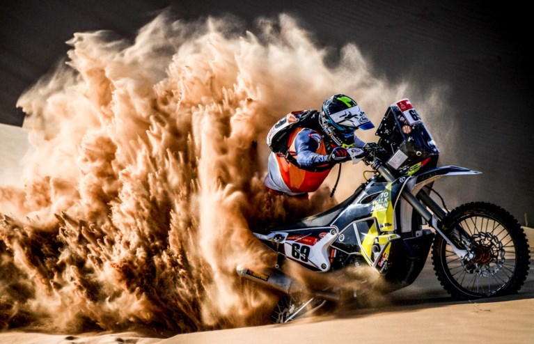 Dakar driver Walter Roelants collects almost 50,000 euros for To Walk Again