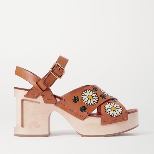 SHOPPING. Op klompen de zomer in