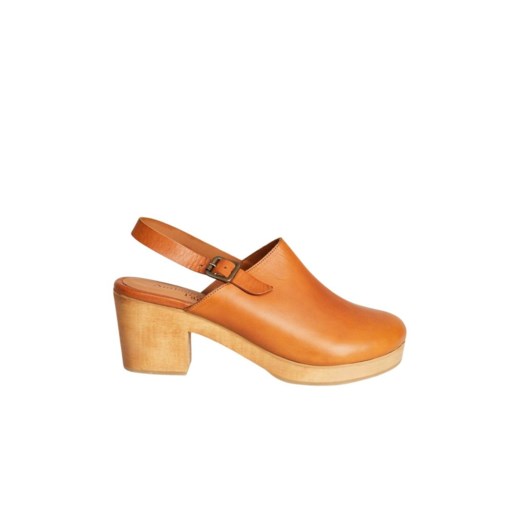 SHOPPING. Op klompen de zomer in