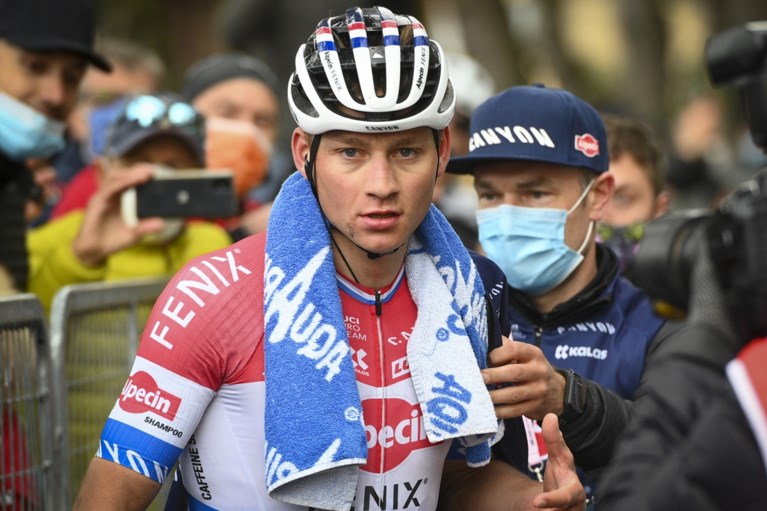 Mathieu van der Poel zit met vraagtekens voor Ronde van Vlaanderen: “Ik heb het gevoel dat het niet meer zo super gaat”