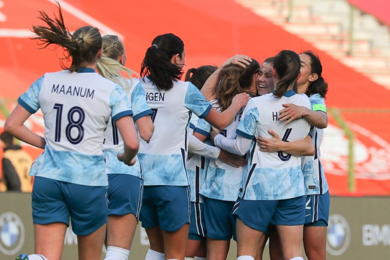 Red Flames gaan ondanks veel goede wil ook in derde oefenwedstrijd richting WK-kwalificatie onderuit, Noorwegen met 0-2 te sterk