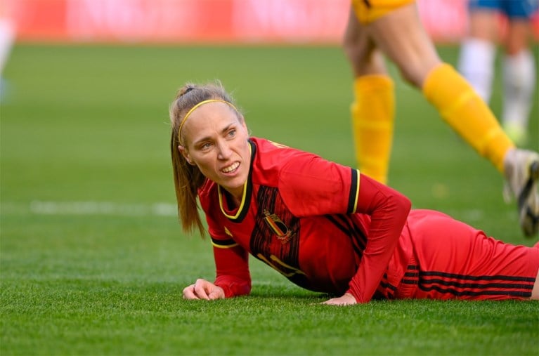 Red Flames gaan ondanks veel goede wil ook in derde oefenwedstrijd richting WK-kwalificatie onderuit, Noorwegen met 0-2 te sterk