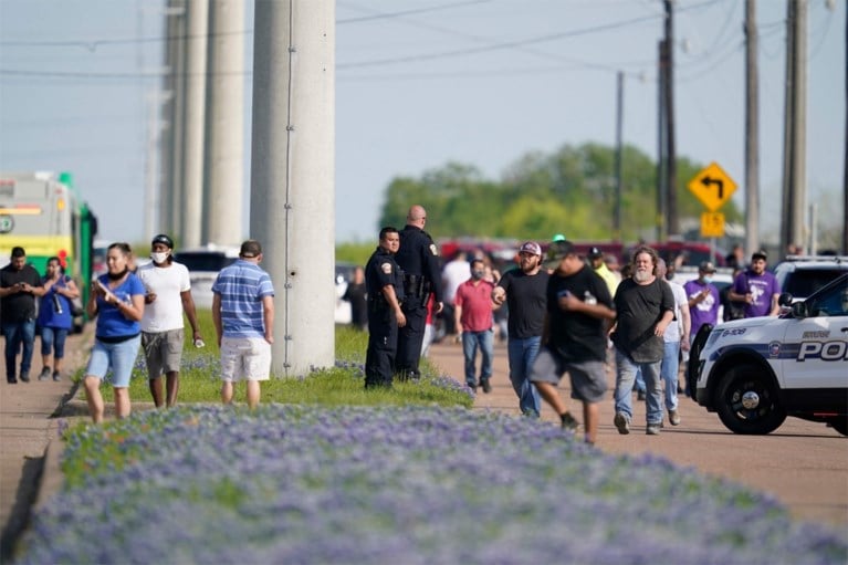 Eén dode en zes gewonden, onder wie agent, bij schietpartij in Texas