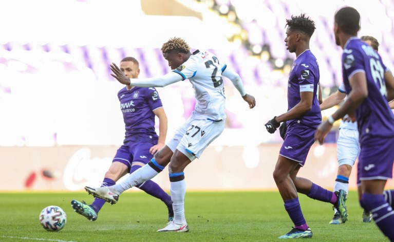 Anderlecht buigt achterstand om, wint topper van Club Brugge en doet reuzezaak in strijd om Play-off 1