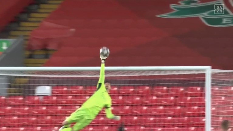 Thibaut Courtois stuwt Real Madrid met enkele wereldsaves naar halve finales Champions League tegen ex-club Chelsea