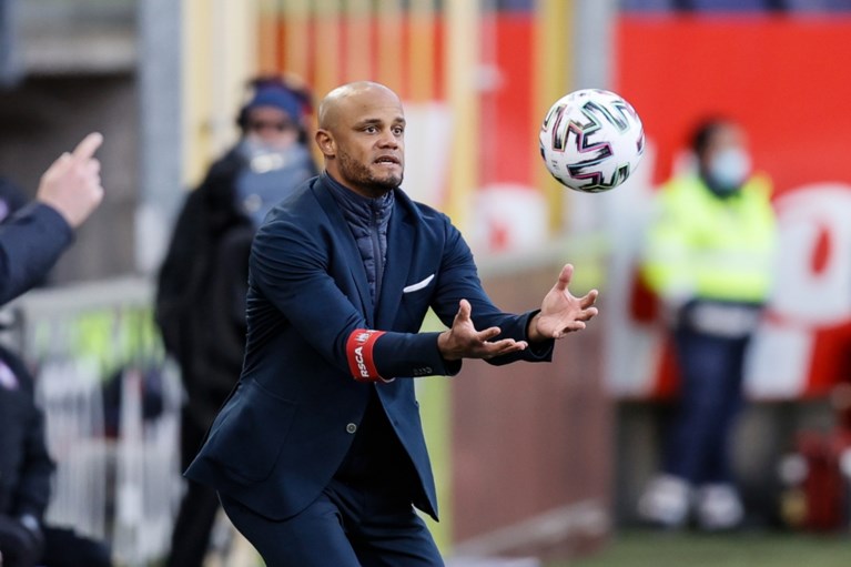 Het plan van Vincent Kompany voor de bepalende slotwedstrijd van Anderlecht: “Moeten niet te speciaal doen, gewoon op tijd gaan slapen”