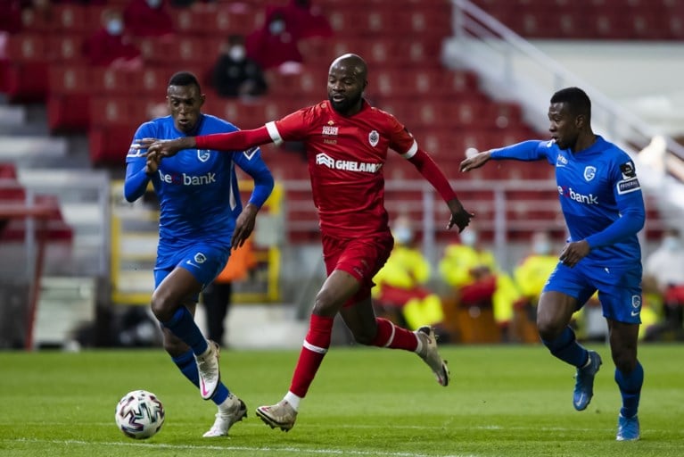Van 0-2 naar 3-2: Antwerp realiseert ongelofelijke comeback tegen Genk en gaat als tweede de Champions’ play-offs in