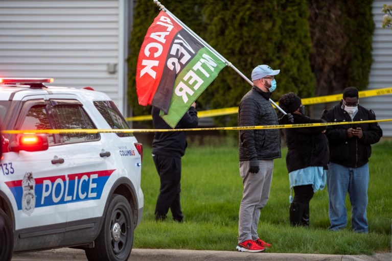 Minuten voor veroordeling Derek Chauvin: politie in Ohio schiet 16-jarig zwart meisje dood