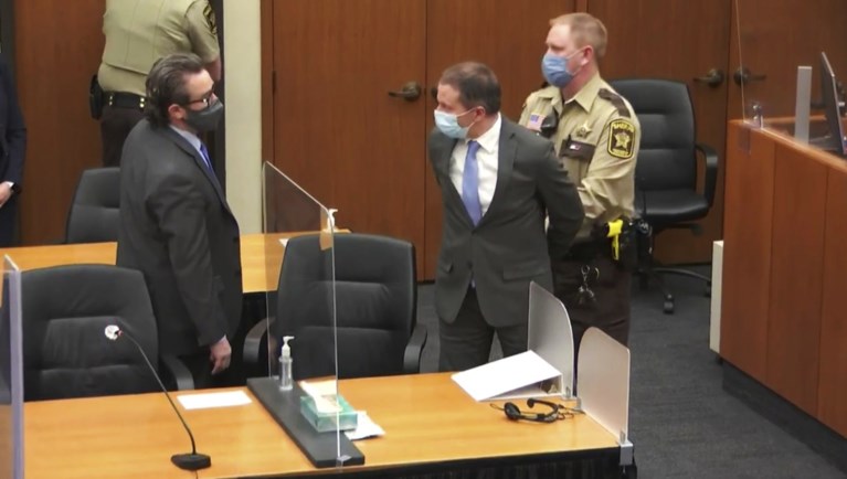 Proces George Floyd. Onderzoek: is geweldpleging en discriminatie schering en inslag bij politie Minneapolis?