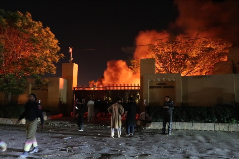 Vier doden bij bomexplosie in Pakistaans hotel waar Chinese ambassadeur verblijft