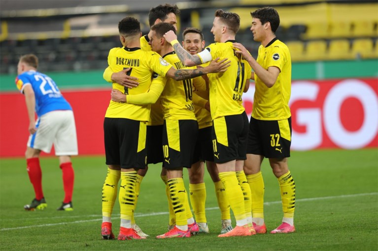 Borussia Dortmund plaatst zich na doelpuntenkermis voor finale Duitse beker (en daar heeft het Haaland zelfs niet voor nodig)