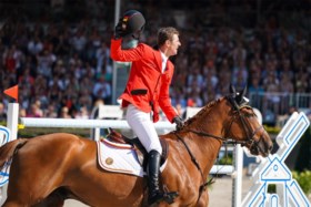 Wereldkampioen boksen Ryad Merhy wil vanavond record van Matthias Casse aanvallen in De Container Cup