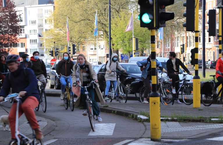 Gent wordt écht steeds meer een bakfietsstad: drie keer zoveel bakfietsen geteld