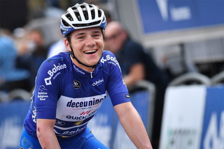Remco Evenepoel met veel goesting aan de start van Giro: “Risico genomen door zonder wedstrijdkilometers te starten”