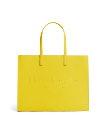 COPY THE LOOK. De maxi-jurk opgefleurd: zo doe je dat