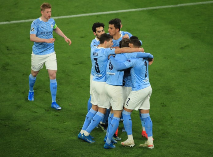 Niet zomaar een voorsmaakje van de Champions League-finale: als Manchester City vanavond van Chelsea wint, is het kampioen