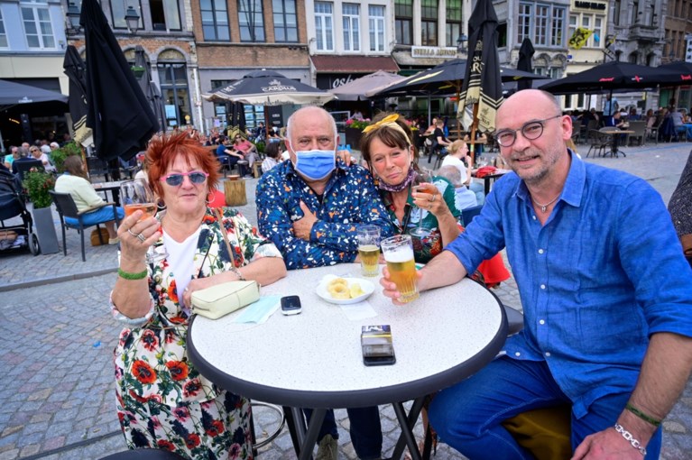 Ook zondag gezelligheid alom op Mechelse terrasjes: “Zalig gevoel, ondanks de drukte”