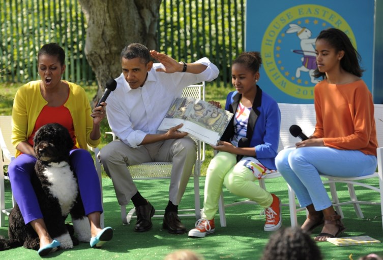 Familie-Obama rouwt om trouwe viervoeter: “Hij was exact wat we nodig hadden, en meer dan we ooit konden verwachten”
