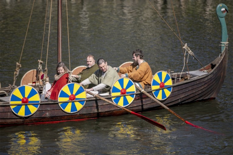 Bekende gezichten dopen vikingboot Nokkvi