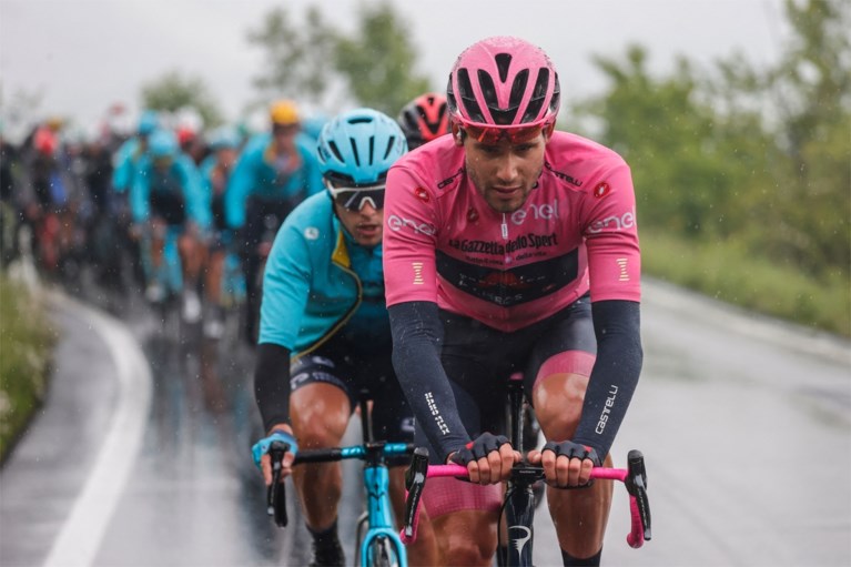 UITSLAG ETAPPE 4 GIRO. Evenepoel moet kloofje toestaan, ritzege voor Amerikaan en het roze naar De Marchi
