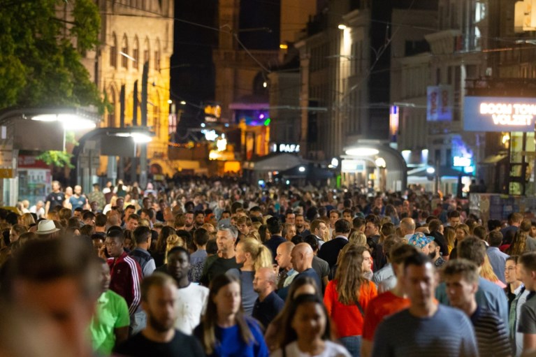 Versoepelingen komen te laat voor Gentse Feesten: “Het is Feesten <I>all the way </I>of het is niet”