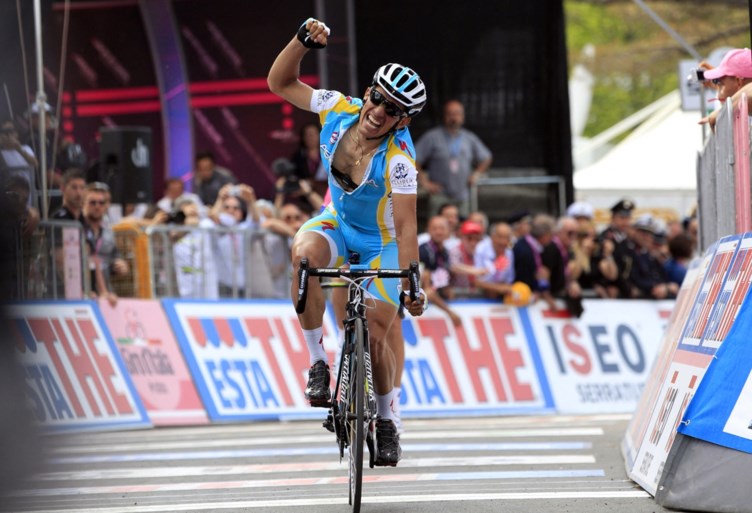 GIRO 2021. Etappe 9 (Castel di Sangro - Campo Felice). De eerste officiële bergrit