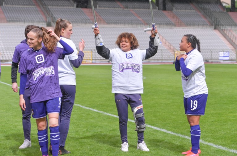 Anderlecht voor vierde opeenvolgende keer kampioen in Women’s Super League na 2-0 zege tegen OHL