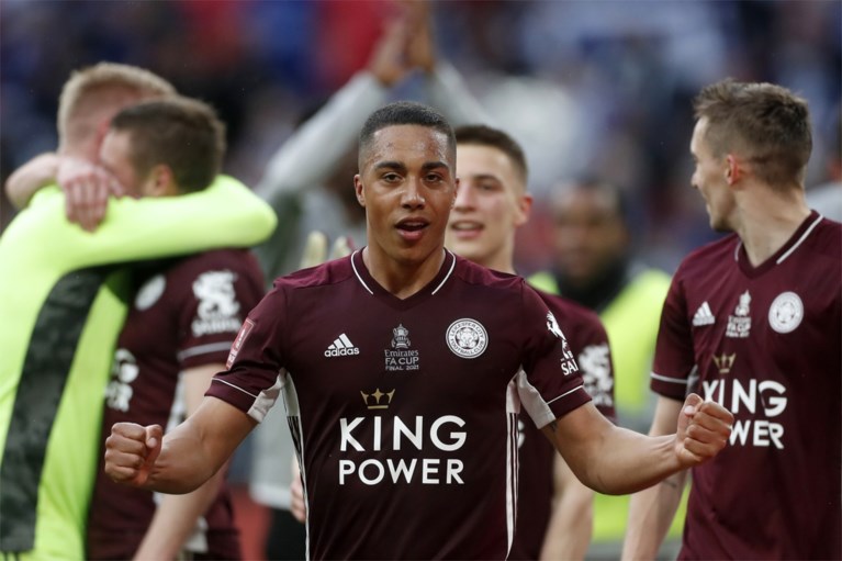 Engelse media lyrisch na glansprestatie Youri Tielemans: “Eén van de mooiste doelpunten uit de geschiedenis van de FA Cup finale”