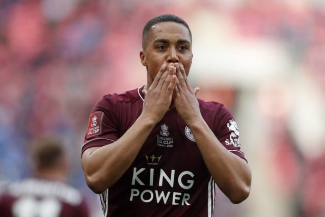 Youri Tielemans verkozen tot Speler van het Seizoen bij ...