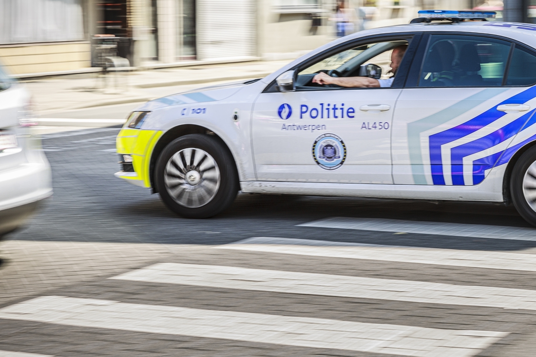 Antwerp police arrests drivers with 10,000 euros …