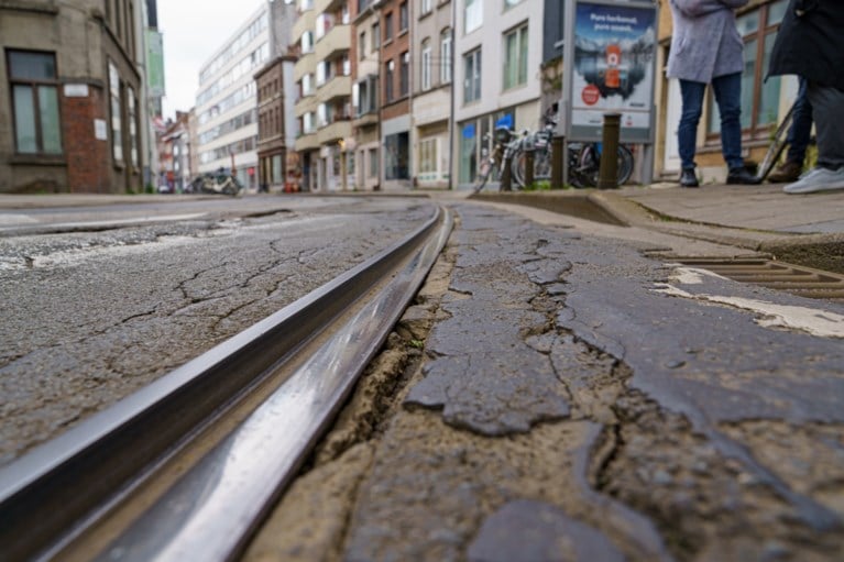 Vreselijk tramgeluid teistert gezinnen: “Bijna zoals een politiesirene, maar dan van 5 tot 23 uur”