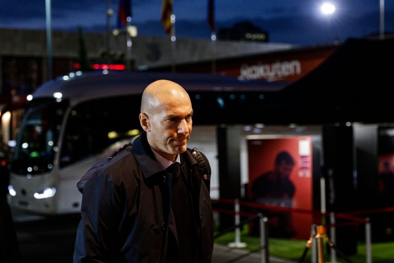 Weinig respect, geen vertrouwen en perslekken: Zinédine Zidane schrijft in open brief aan Real-fans frustraties van zich af