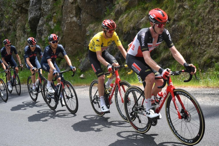Lukas Pöstlberger blijft uit de greep van het peloton en slaat dubbelslag in tweede etappe van Critérium du Dauphiné