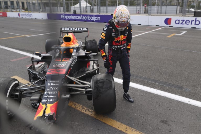 Drama for Max Verstappen: Dutch phenomenon was in the lead, but crashes due to a blowout in Azerbaijan GP 