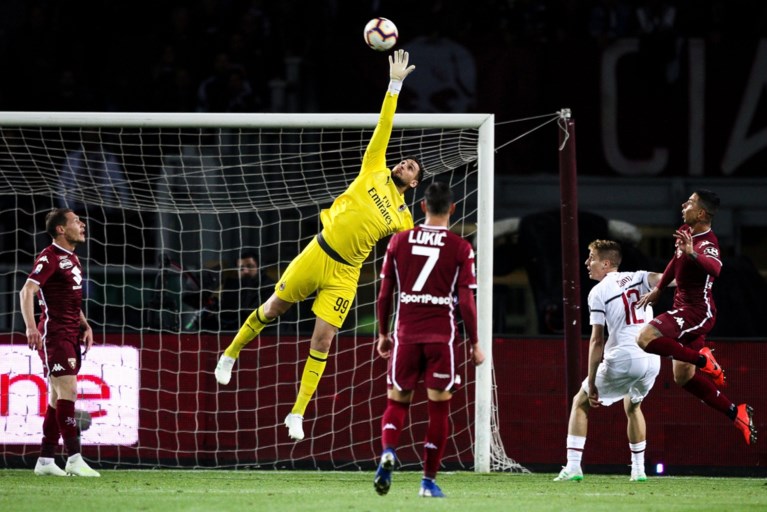 Miljoenen voor speler én manager, oorlog om basisplek en pech met rugnummer: transfer van Gianluigi Donnarumma naar PSG heeft alles