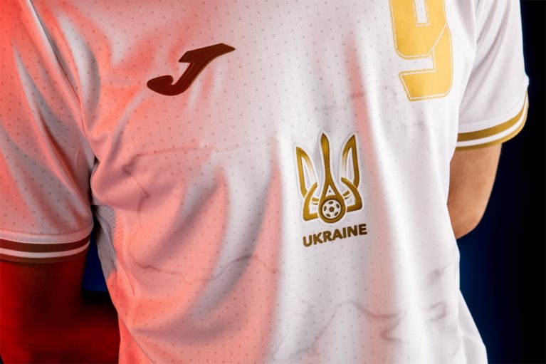 Oekraïne legt zich niet neer bij gedwongen aanpassing van “politiek” shirt voor EURO 2020 na klacht van de Russen