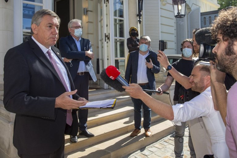 N-VA’ers Zuhal Demir en Jan Jambon in de clinch voor ministerraad: “Ik te voortvarend? Na 20 jaar?”