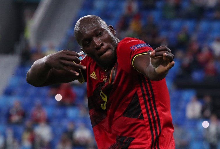 Buitenlandse pers hemelt “wereldspits” Romelu Lukaku op: “Het is handig dat hij net nu in bloedvorm is”