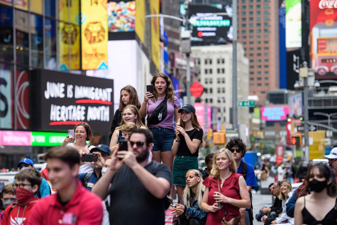 New York lifts last corona measures