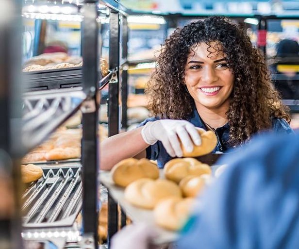 Swipen naar leukste baantje in het dorp met nieuwe app My Local Job