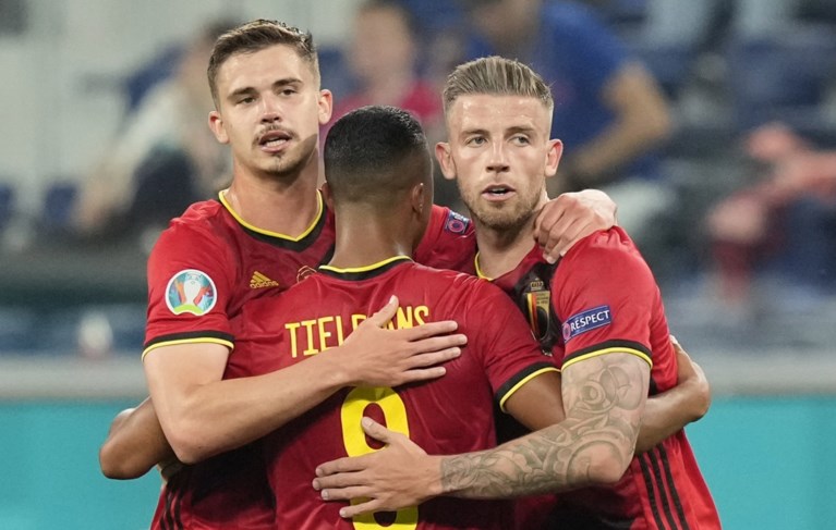 Toby Alderweireld vindt het “niet aangenaam” dat Rode Duivels net nu tegen Denemarken spelen: “Het kan op twee manieren gaan”