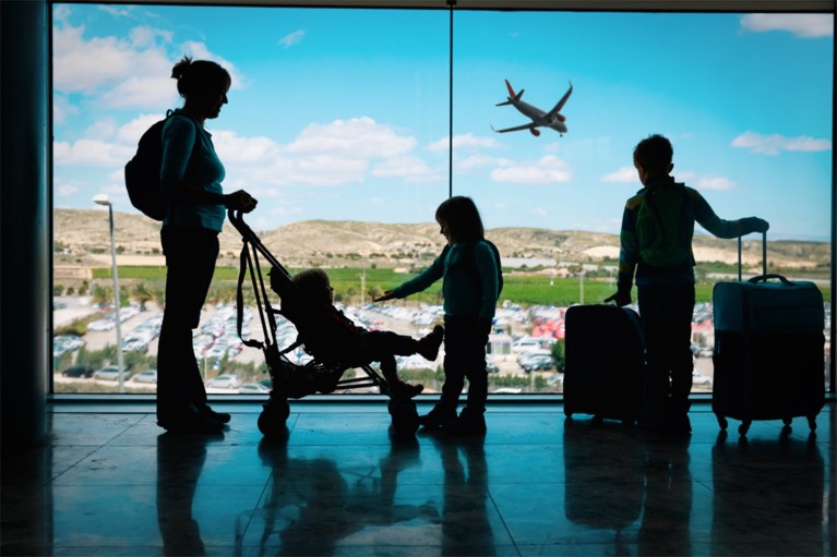 Vergeet door alle coronastress de Kids-ID niet als je met vakantie gaat