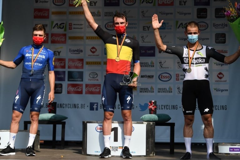 Remco Evenepoel: “Dat Yves wint verzacht de pijn, maar dit is toch wel een dreun voor de Spelen”