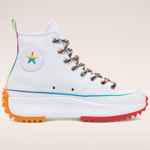 Deze merken vieren mee met Pride Month: “Het blijft heel belangrijk dat erover gesproken wordt”