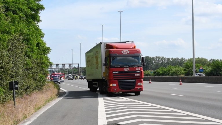 Dode en meerdere zwaargewonden bij ongeval op E19: twee uur aanschuiven richting Antwerpen