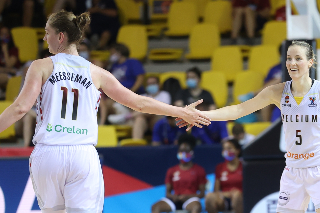 Belgian Cats herpakken zich op EK basketbal en walsen over Slovenië