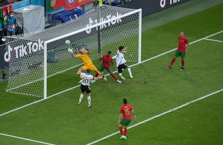 Duitsland overklast regerend Europees kampioen Portugal met overtuigende cijfers, Robin Gosens absolute uitblinker