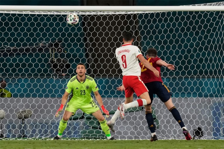Spanje kan ook tegen Polen niet winnen: penaltymisser van Gerard Moreno breekt La Roja zuur op